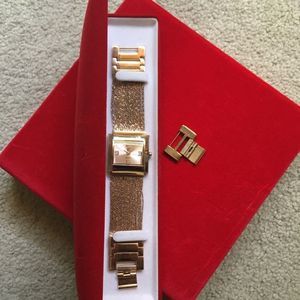 NWOT. NY&C Ladies Bracelet Watch
